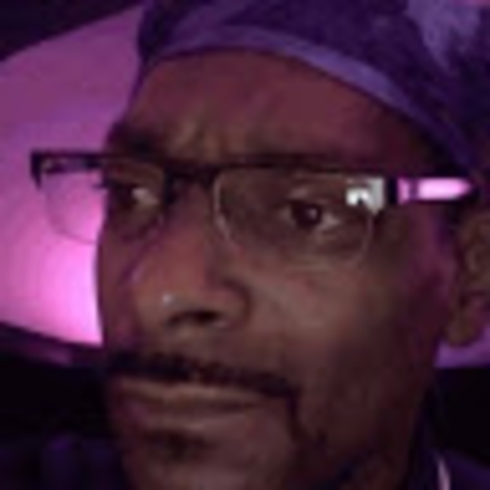 Meet your Posher, Sxnny.